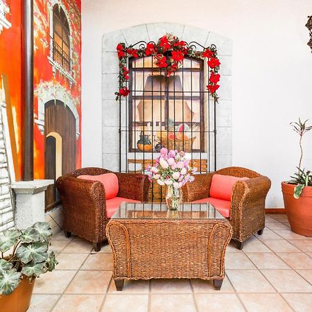 Capital O El Nito Posada Oaxaca Экстерьер фото