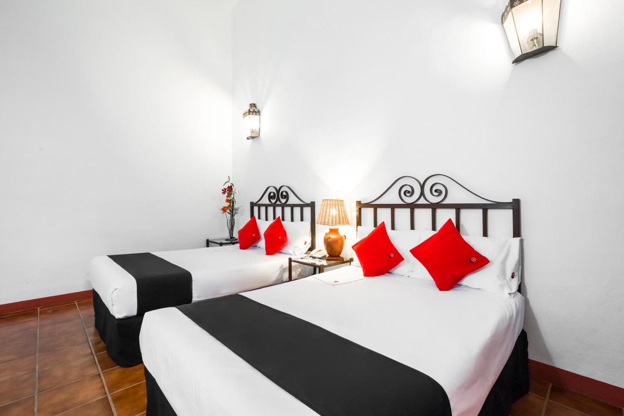 Capital O El Nito Posada Oaxaca Экстерьер фото