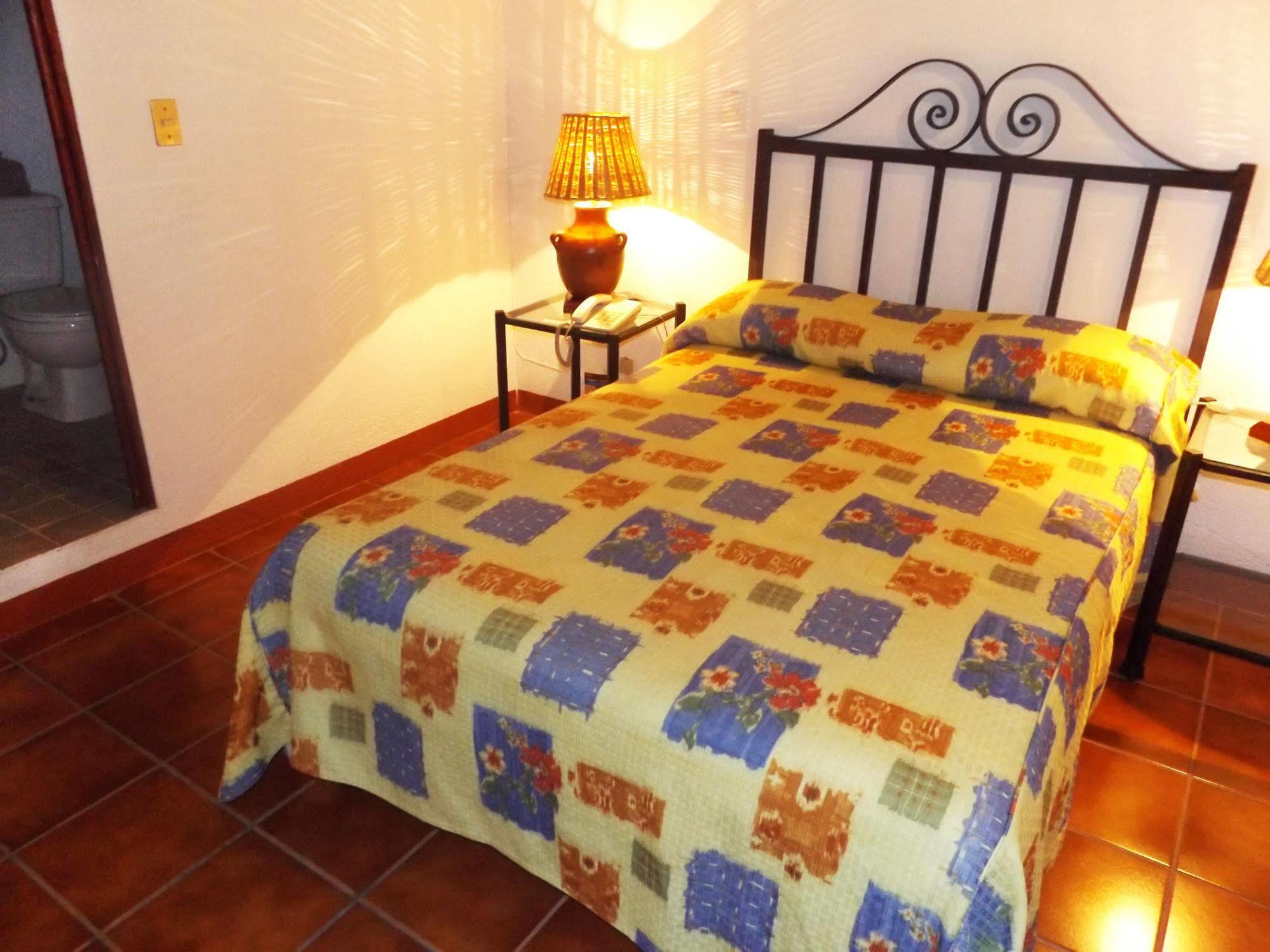 Capital O El Nito Posada Oaxaca Экстерьер фото